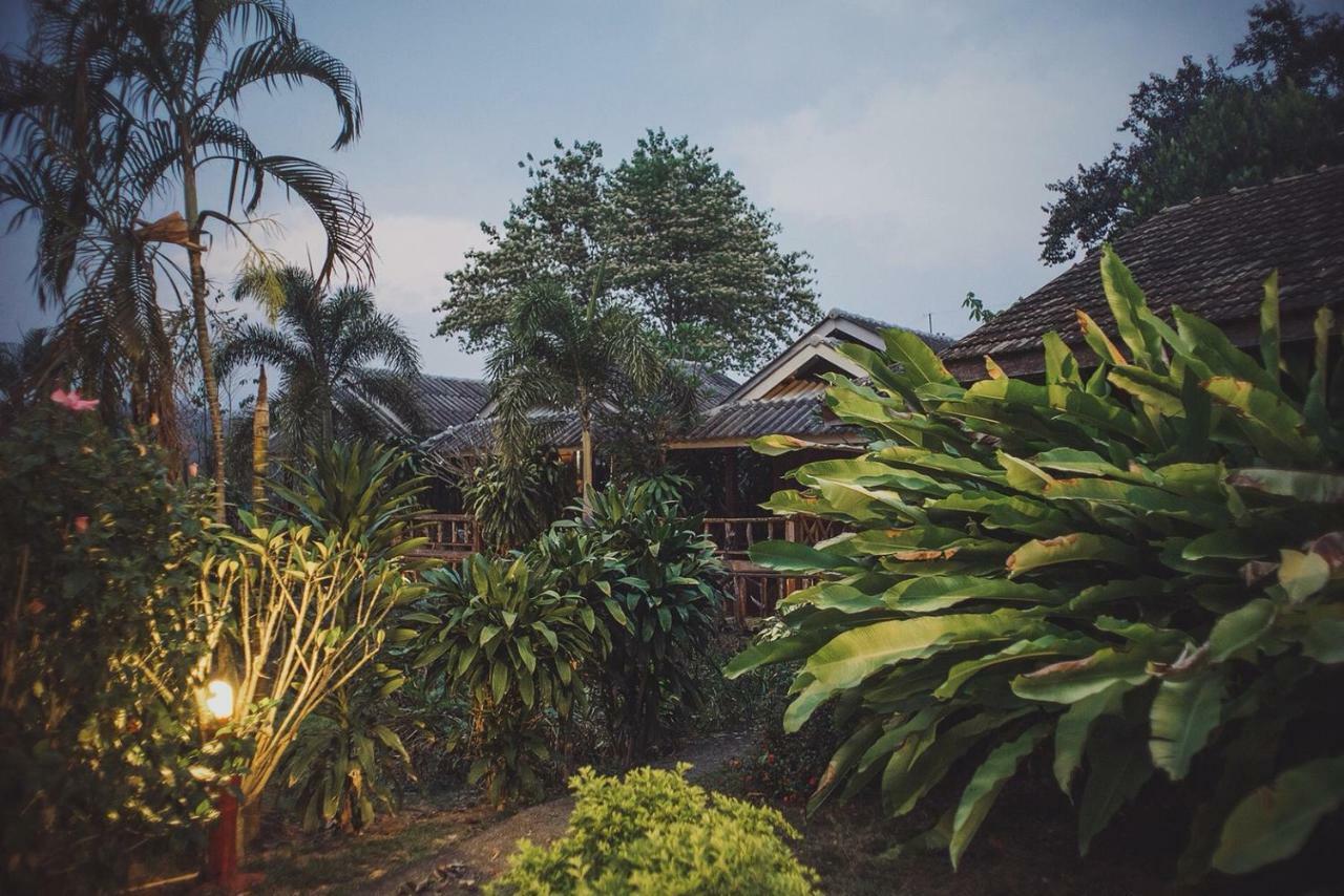 Kalm Pai Hotel Ngoại thất bức ảnh